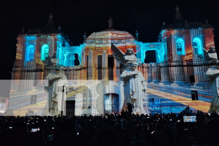 Foto: ¡El arte y la cultura inundan León en el Festival Azul Darío!/TN8