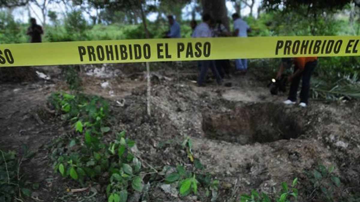 Foto: Encuentran fosa con restos humanos en Jalisco, México/Créditos