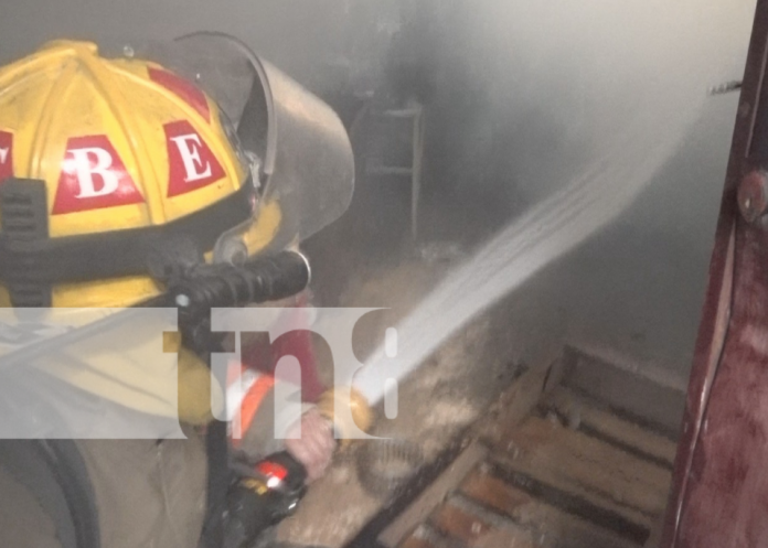 Foto: Incendio en una vivienda de Estelí / TN8