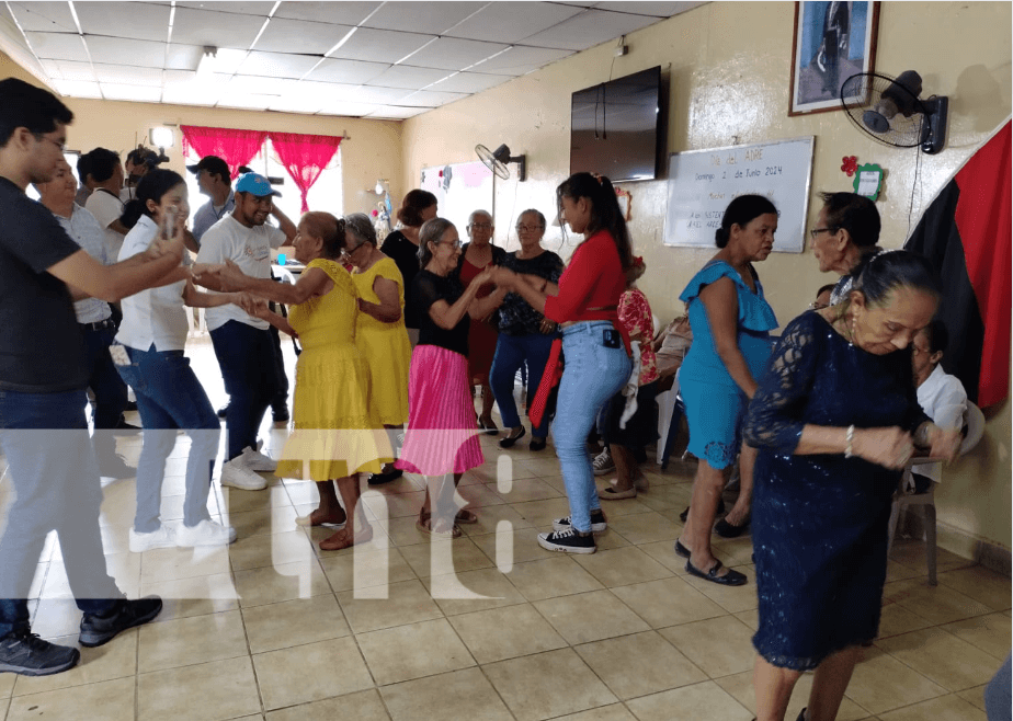 Foto: Divertido bailongo con abuelitos en Managua / TN8