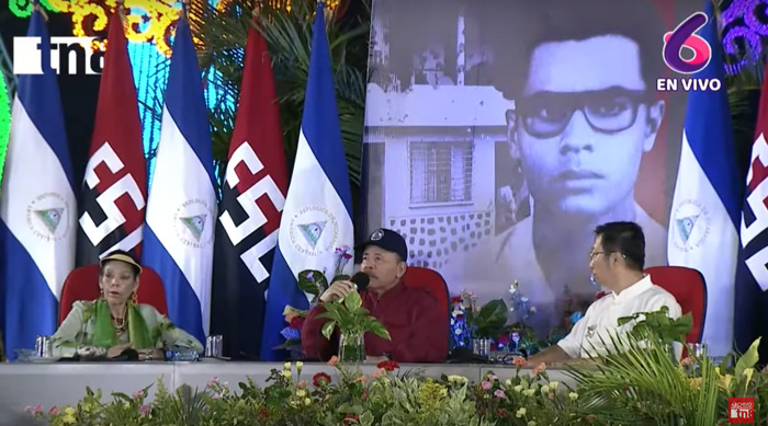 Foto: Acto de entrega de buses con el presidente de Nicaragua, Daniel Ortega / TN8