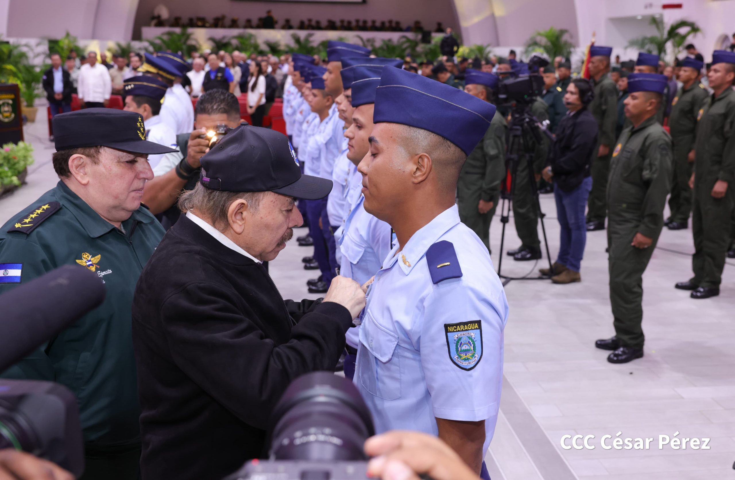 Foto: Presidente Daniel Ortega, en acto del 45 aniversario de la Fuerza Aérea / Cortesía