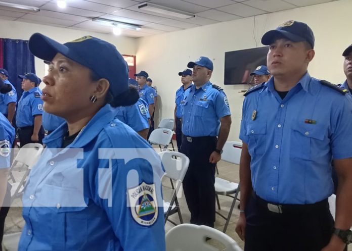 Foto: Capacitación a bomberos de Nicaragua / TN8