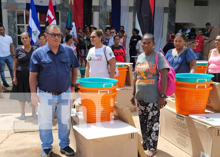 Foto: Bonos productivos para mujeres de la pesca en el Caribe / TN8