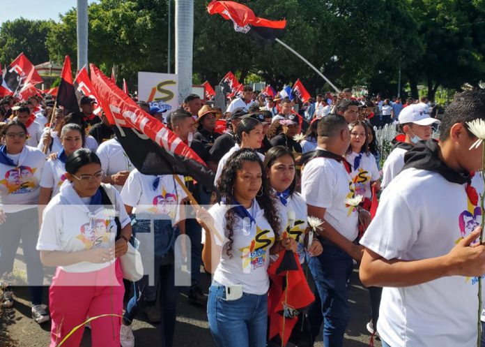 Foto: Homenaje a Julio Buitrago por parte de la Juventud Sandinista / TN8