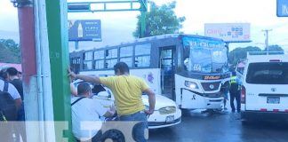 Foto: Choque entre bus y microbús en Managua / TN8