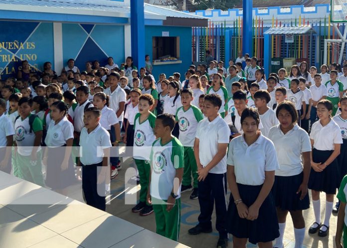 Foto: Regreso a clases en Chinandega / TN8