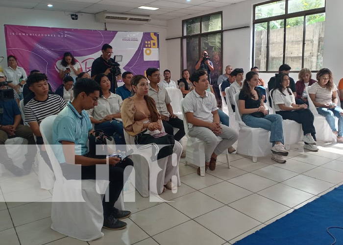 Foto: Conversatorio sobre Arlen Siu con la Juventud Sandinista / TN8