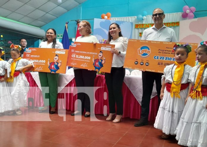 Foto: Entrega de utilidades de la Lotería para IND y MIFAN / TN8