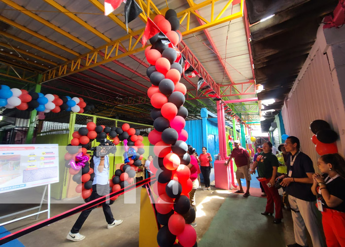 Foto: Inauguración de nuevo galerón en el Mercado Oriental / TN8