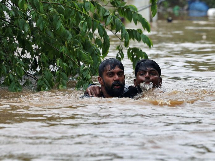 Foto: Inundaciones en India dejan al menos 28 personas muertas en tres días