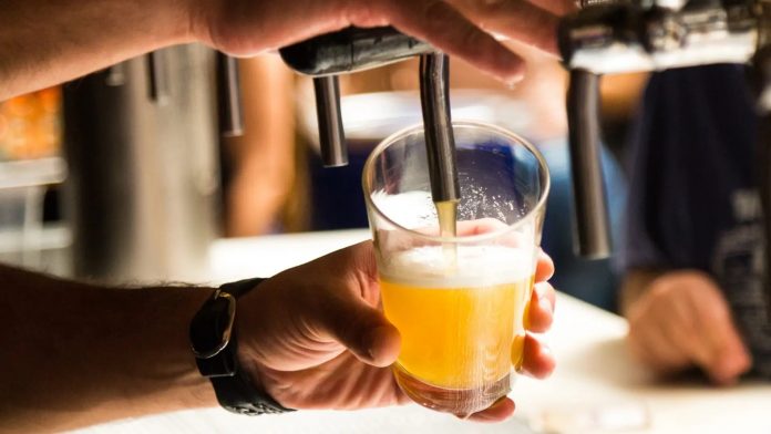 Cerveza y sidra: las bebidas alcohólicas con mayor riesgo de gota