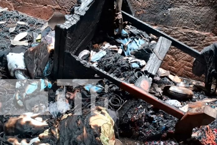 Foto: Incendio en el barrio Los Marqueses, Carazo, causa cuantiosos daños/TN8