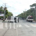 Foto: Camión se vuelca tras impacto con otro vehículo en Carretera Vieja a León/TN8