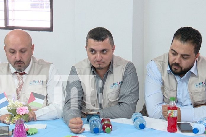 Foto: Delegación Médica Palestina visita Centro del Adulto Mayor en Managua/TN8