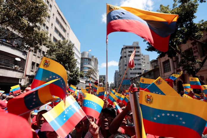 Foto: Red de Intelectuales defiende la autodeterminación de Venezuela / Cortesía