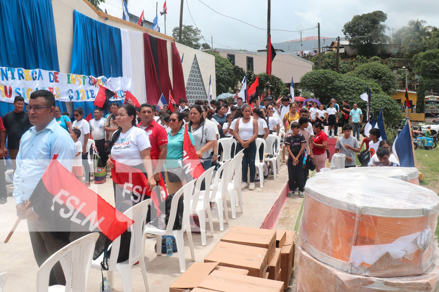 Foto: Gobierno de Nicaragua entrega instrumentos musicales a colegios rurales de Siuna/TN8