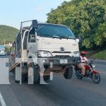 Foto: Camión en la cuesta El Plomo casi provoca un accidente por sobrepeso/TN8