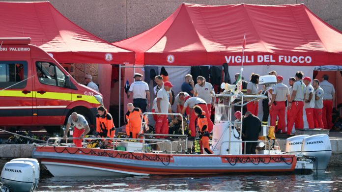 Foto: Naufragio de lujo en Sicilia: seis pasajeros aún desaparecidos