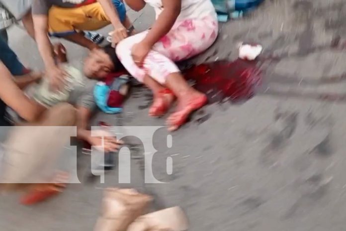 Foto: Camioneta invade preferencia y provoca grave accidente en la Pista Suburbana, Managua/TN8