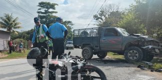 Foto: Investigan fuerte colisión entre una motocicleta y una camioneta en Nueva Segovia/TN8