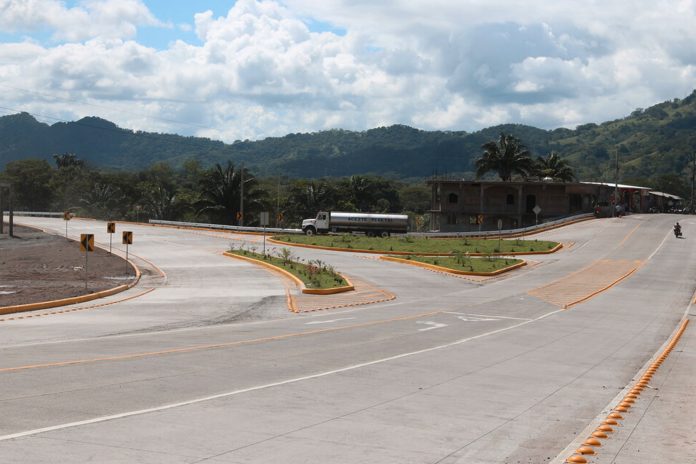 Foto: Avance de la carretera de la Litoral del Pacífico ya está en la Fase ll / Cortesía