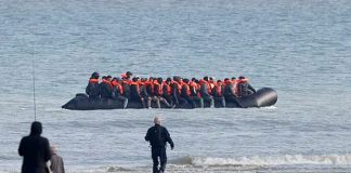 Foto: Autoridades de Francia, añaden que unas 50 personas fueron rescatadas/Cortesía