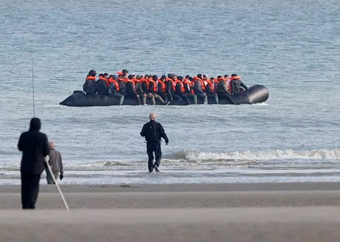 Foto: Autoridades de Francia, añaden que unas 50 personas fueron rescatadas/Cortesía