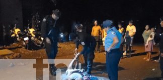 Foto: Joven intenta robar gasolina de una motocicleta y es capturado infraganti en Juigalpa