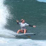 Foto: La surfista profesional Candelaria Resano, regresa a las olas en su tierra natal /TN8