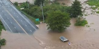 Foto: Huracán Ernesto toca tierra en Bermudas como tormenta de categoría 1 / Cortesía