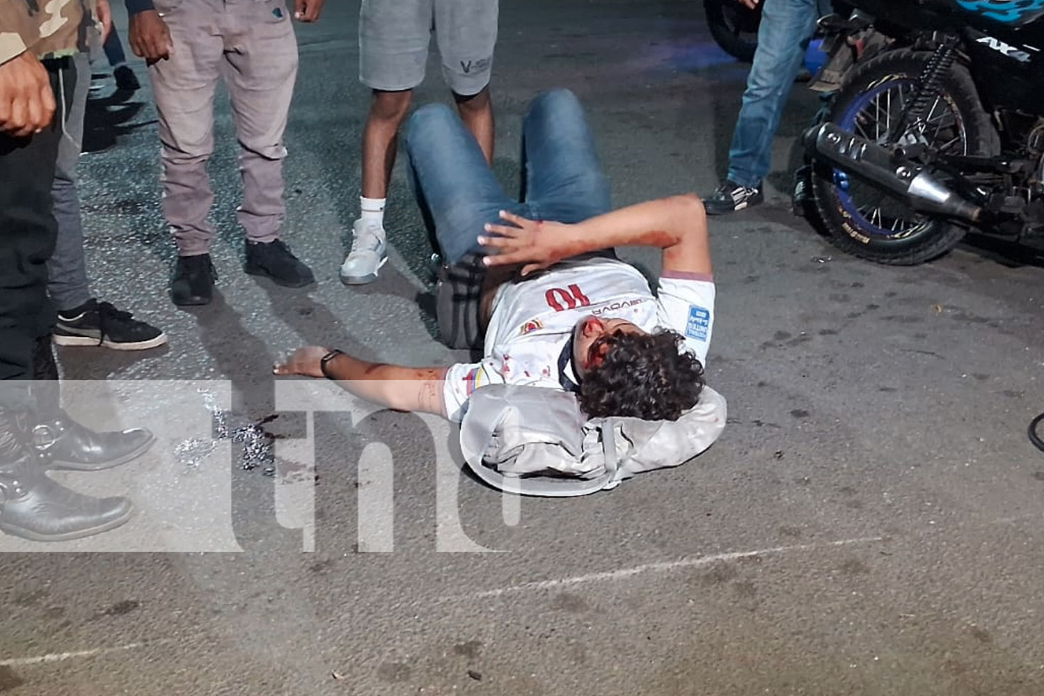 Foto: Hombre en estado de ebriedad es atropellado al intentar cruzar la Carretera Norte, Managua/TN8