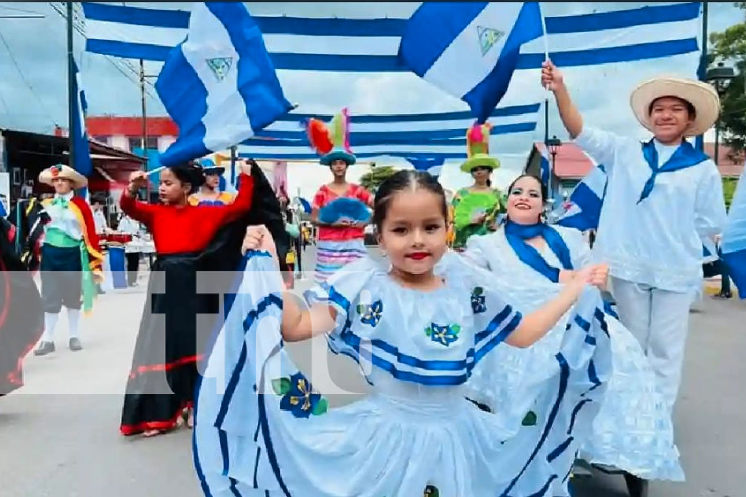 Foto: MINED y estudiantes celebran el Día Mundial del Folklore con actividades culturales/TN8