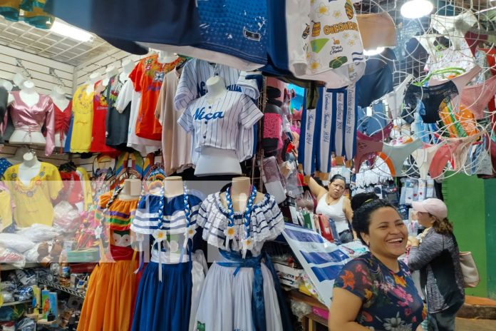 Foto: Todo a buen precio para las fiestas patrias /TN8