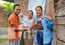 Foto: Gobierno entrega paquetes alimenticios a las familias de la Isla de Ometepe