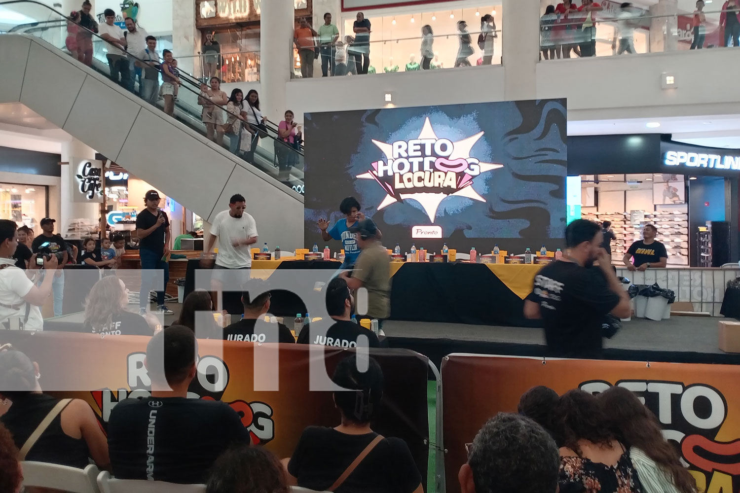 Foto: Pronto premia a sus clientes con 20 mil córdobas en la gran final del "Hot Dog Locura"/TN8