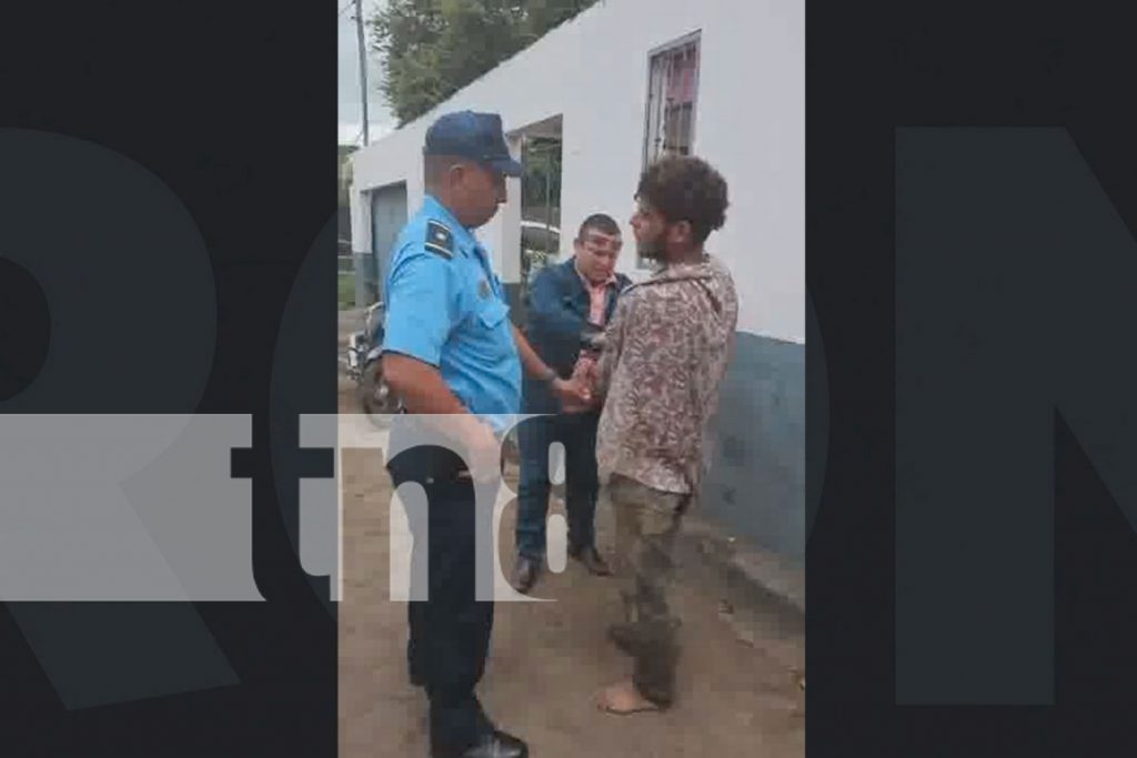 Foto: "Ladronzuelo capturado en pleno acto" Ciudadanos detienen al delincuente en Rivas/TN8