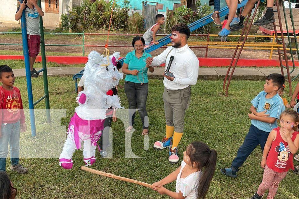 Foto: ¡La Libertad avanza! Alcaldía inaugura proyecto de calles adoquinadas/TN8