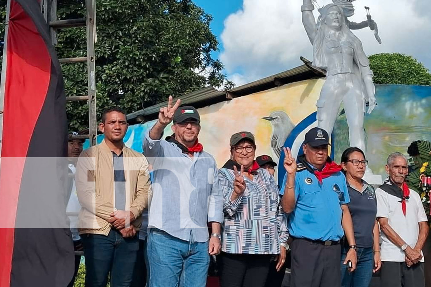 Foto: Carazo recuerda a Arlen Siu, Mario Estrada y Hugo Arévalo/TN8