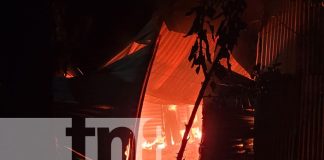 Foto: Incendio arrasa con vivienda de joven madre en el barrio Milagro de Dios, Managua/TN8