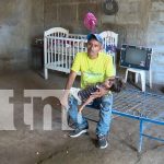 Foto: ¡Ayudemos a Yusdran! Niño con discapacidad fue abandonado por su mamá y su padre esfuerza por él/ TN8