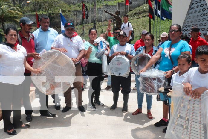 Foto: Gobierno de Nicaragua entrega instrumentos musicales a colegios rurales de Siuna/TN8