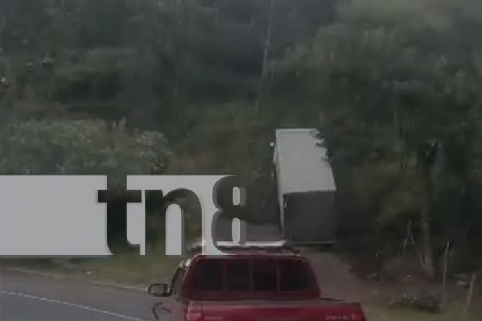 Foto: En Matagalpa, El conductor de un camión sobrevivió/TN8