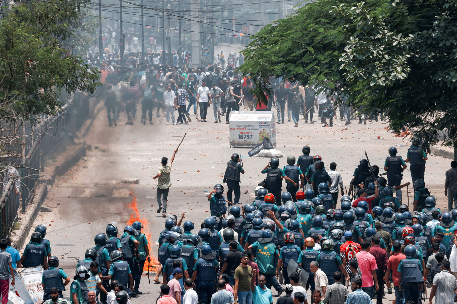 Foto: El Gobierno ha impuesto un toque de queda indefinido en la capital de Bangladés/Cortesía