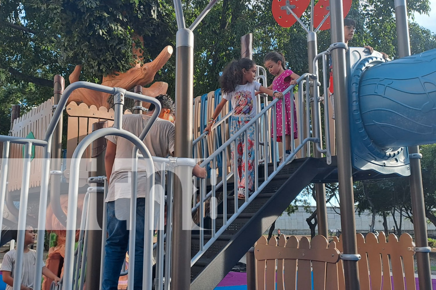 Foto: Familias disfrutan del renovado Parque Las Piedrecitas en Managua/TN8