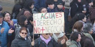 Foto: Protestas en Chile por cortes de luz y agua tras temporal/ Créditos