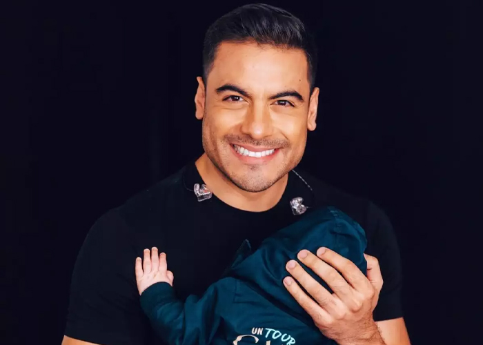 Foto: Carlos Rivera y Cynthia Rodríguez festejan /cortesía 