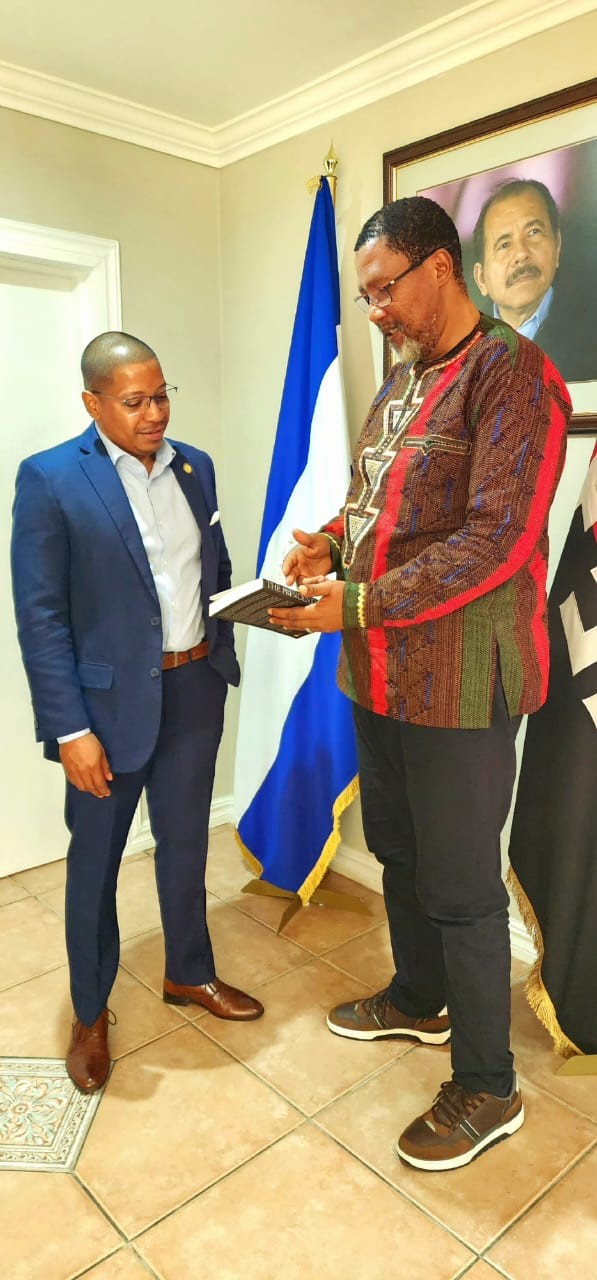 Foto:Mandla Mandela visita la Embajada de Nicaragua en Sudáfrica