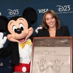 Foto: Miley Cyrus recibe el premio de Leyenda Disney /Cortesía