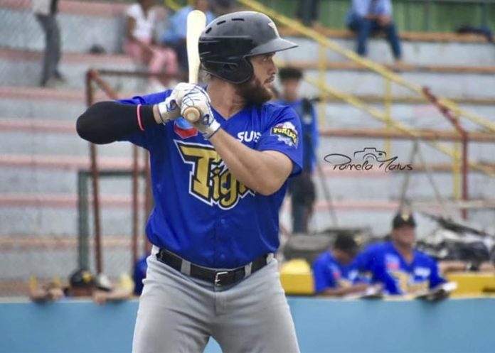 Tigres y Dantos en las semifinales del Pomares